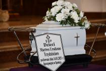 POGRZEB  DZIECI  ZMARŁYCH  PRZED  NARODZENIEM