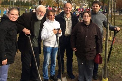 Uczestnicy ŚDS chwycili za łopaty!